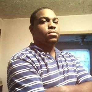 Meet your Posher, Emmanuel